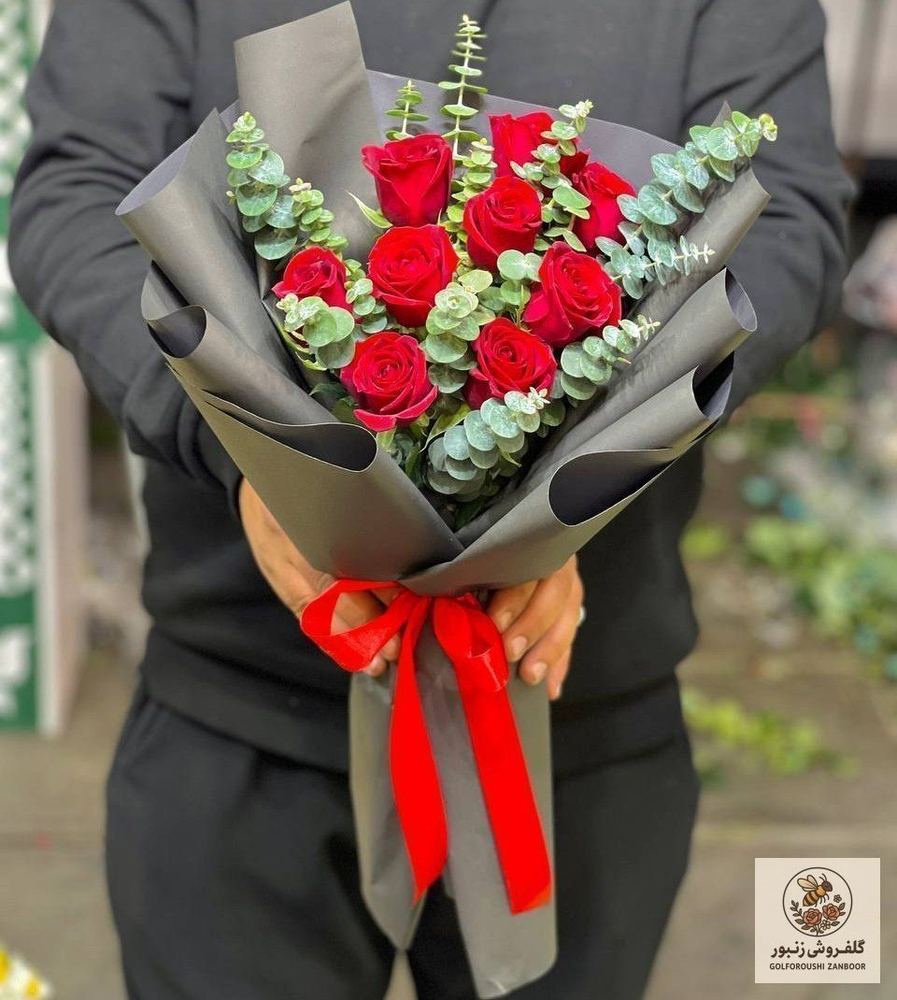 دسته گل black rose | کد: ZNB-I5M