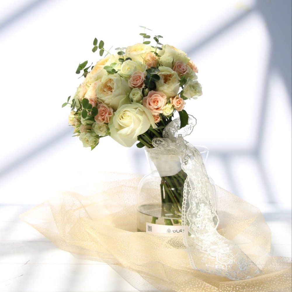 دسته گل ریژين کد 11239