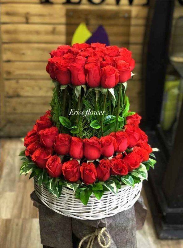 سبد گل رز ایرانی