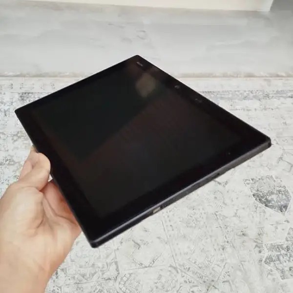 تبلت استوک 10 اینچ فوجیتسو مدل F-04H