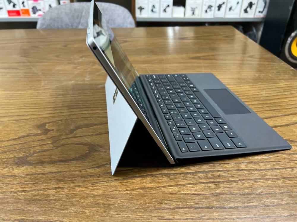 تبلت Surface Go 2