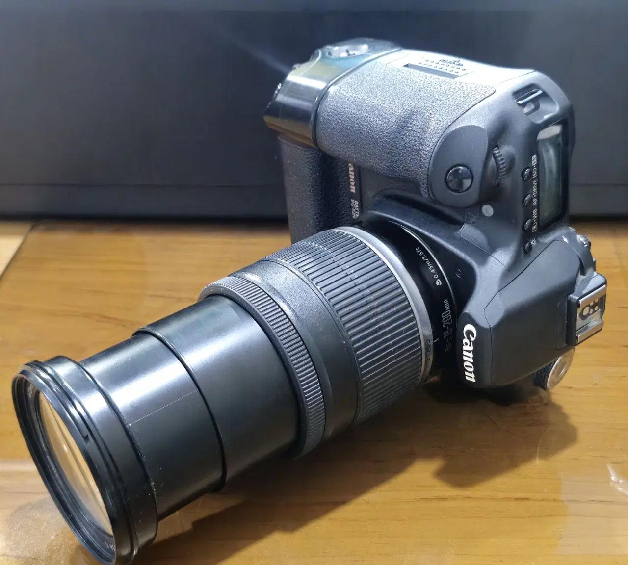 50d + 18 200 + Grip + 3 battry