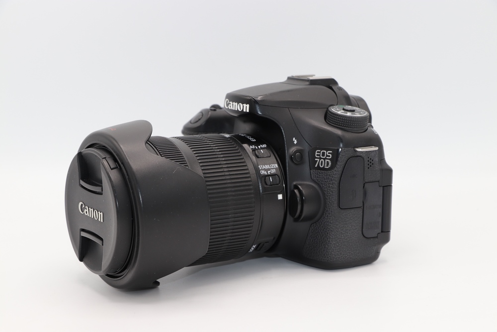 دوربین دیجیتال کانن مدل EOS 70D + 18-135 stmدسته دوم
