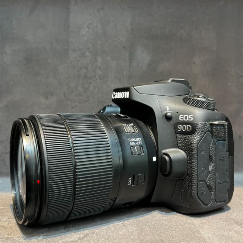 دوربین دست دوم عکاسی کانن Canon EOS 90D DSLR kit EF-S 18-135mm IS USM (1000 شات)