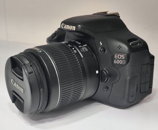 Canon EOS 600D 18-55 (کارکرده)