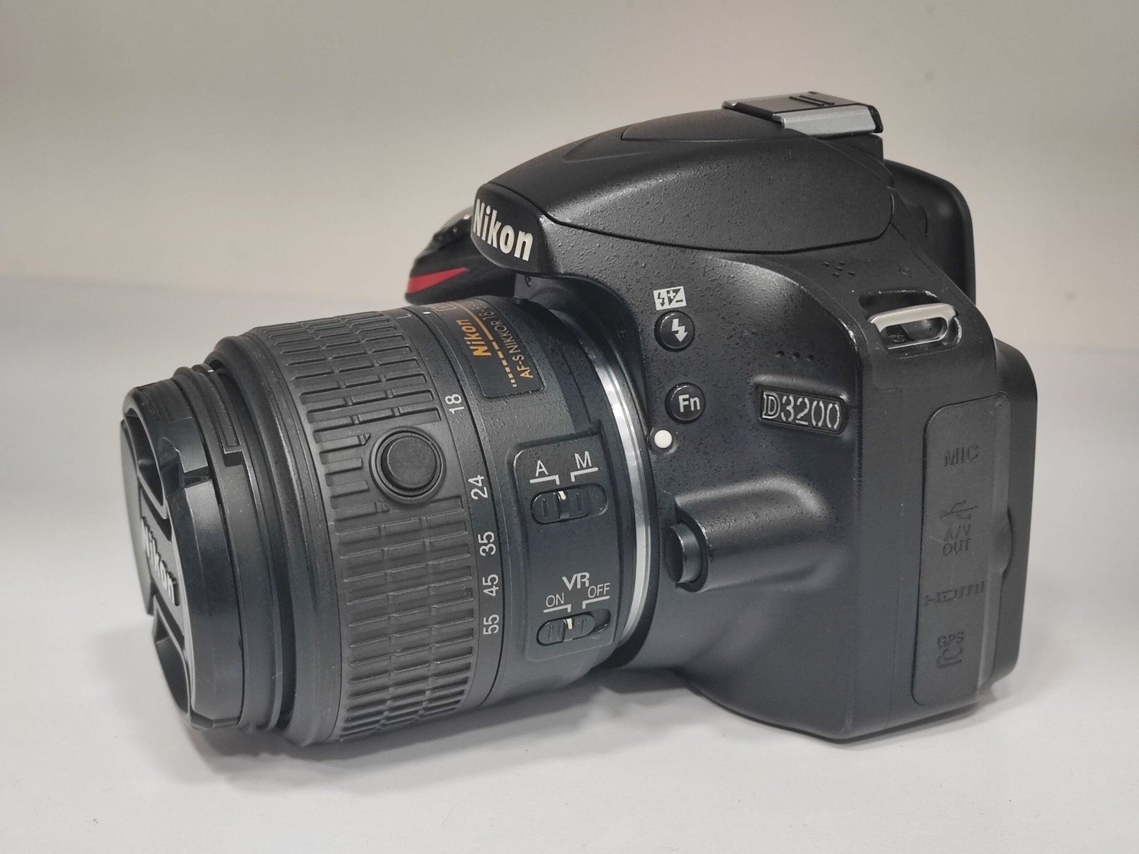 Nikon D3200 kit 18-55