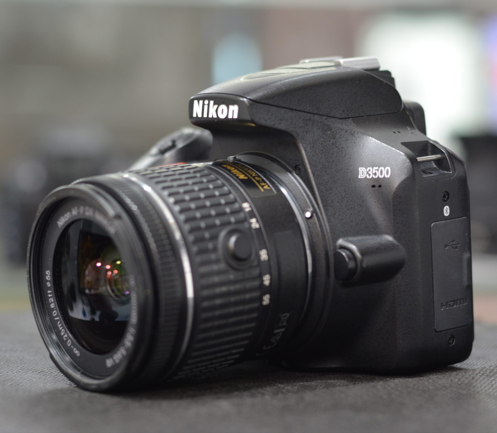 Nikon D3500 .18-55 استوک خیلی تمییز