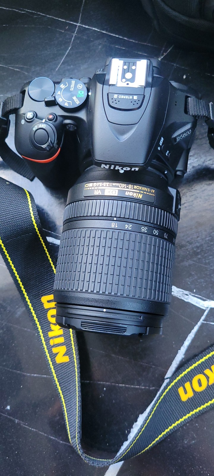 دوربین نیکون D5600D5600لنز18.140
