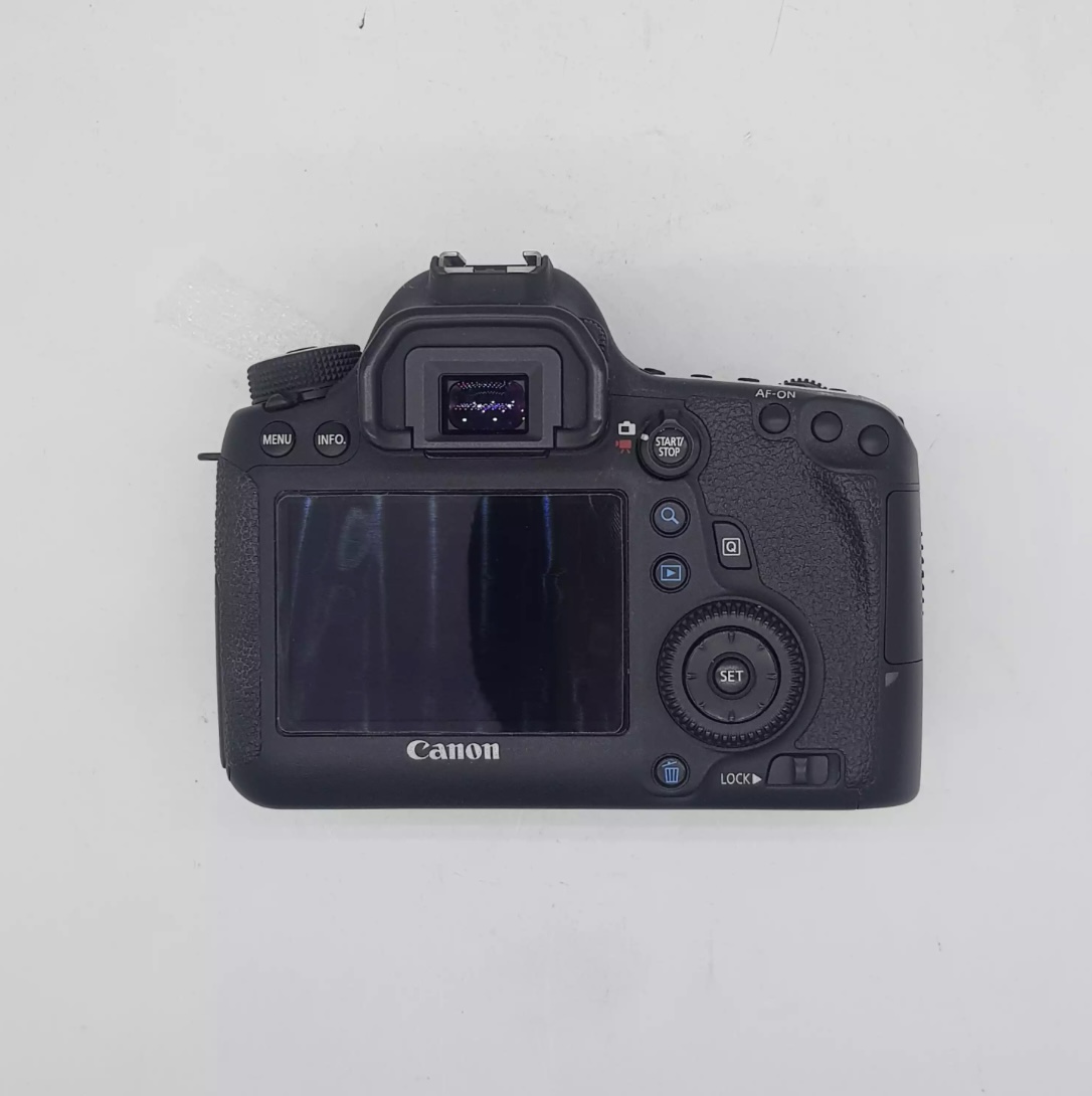 دوربین حرفه ای Canon 6D + لنز 24-105