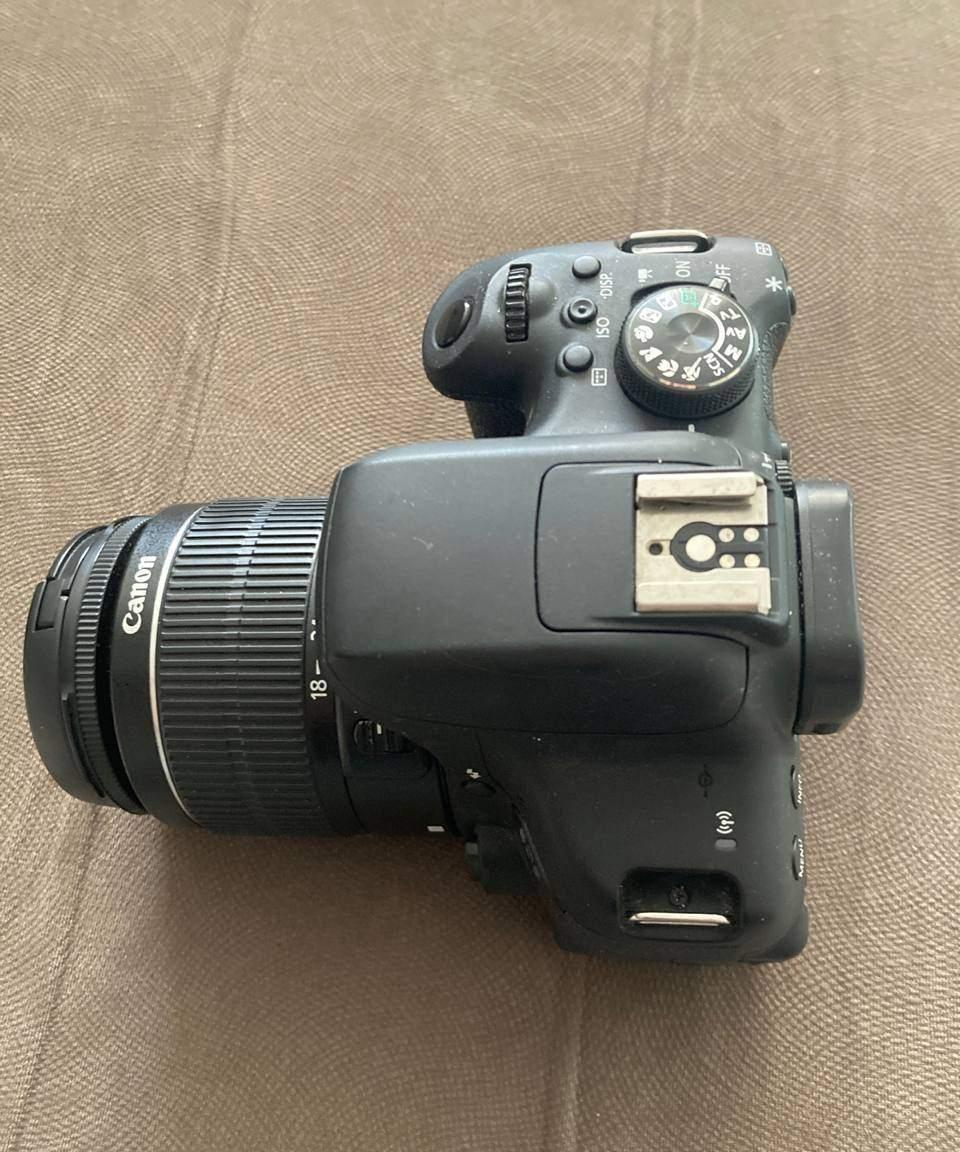 دوربین کنن canon 750 d