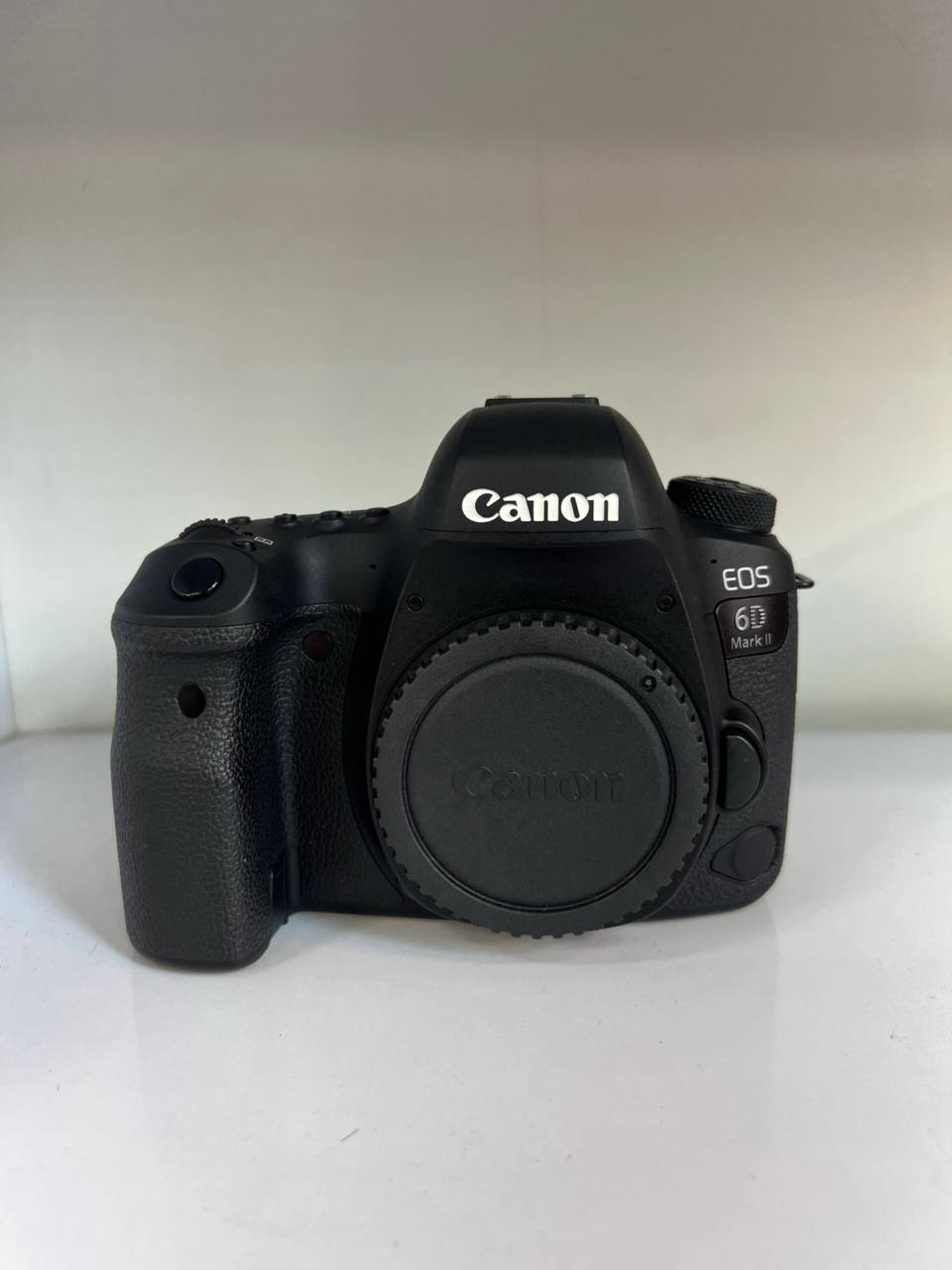 دوربین کارکرده CANON 6D MARk II BODY