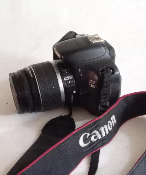 دوربین عکاسی کنون 550D