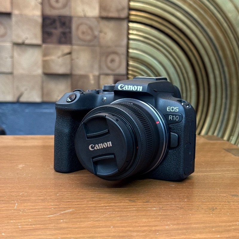 دوربین دست دوم کانن Canon EOS R10 Mirrorless Camera kit 18-45mm Lens (4000 شات)