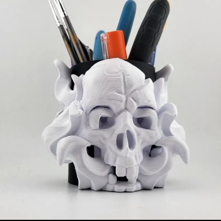 نگهدارنده قلم و خودکار goth skull