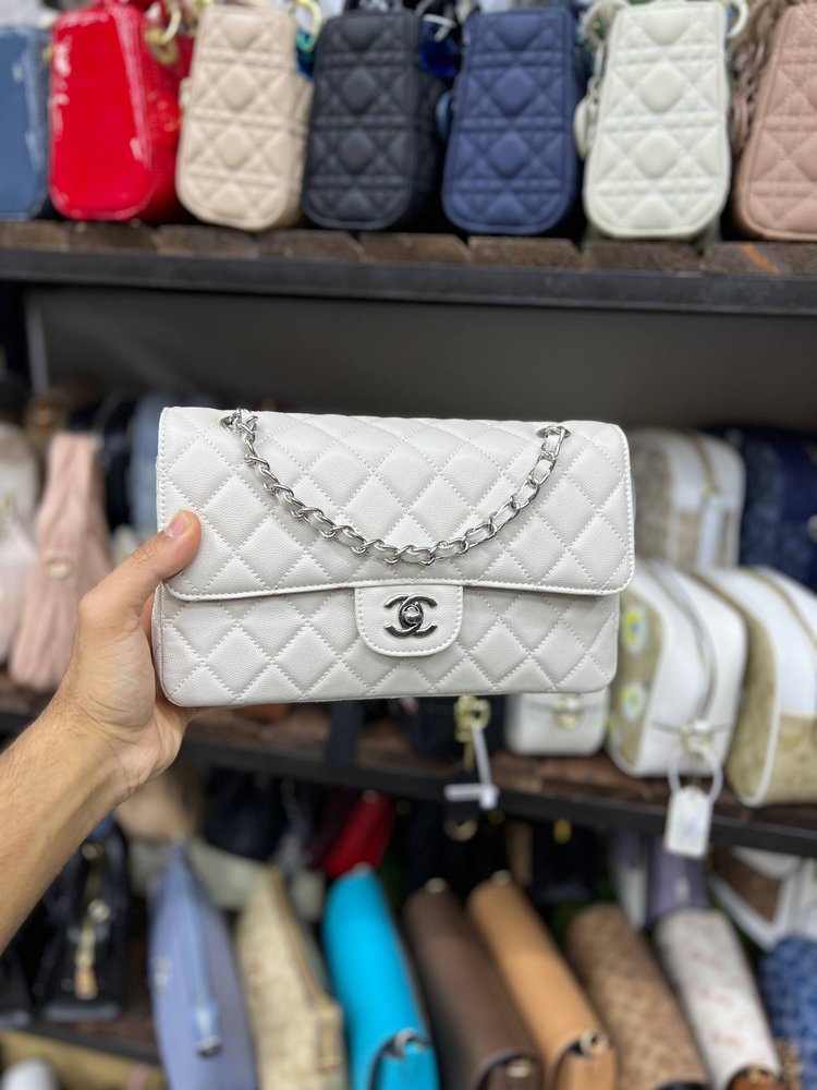 کیف دوشی سفید شنل White Chanel flap Bag