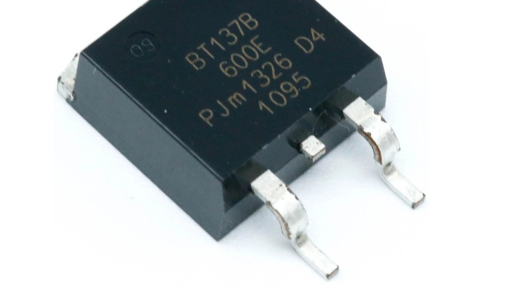 BT137B-600E
