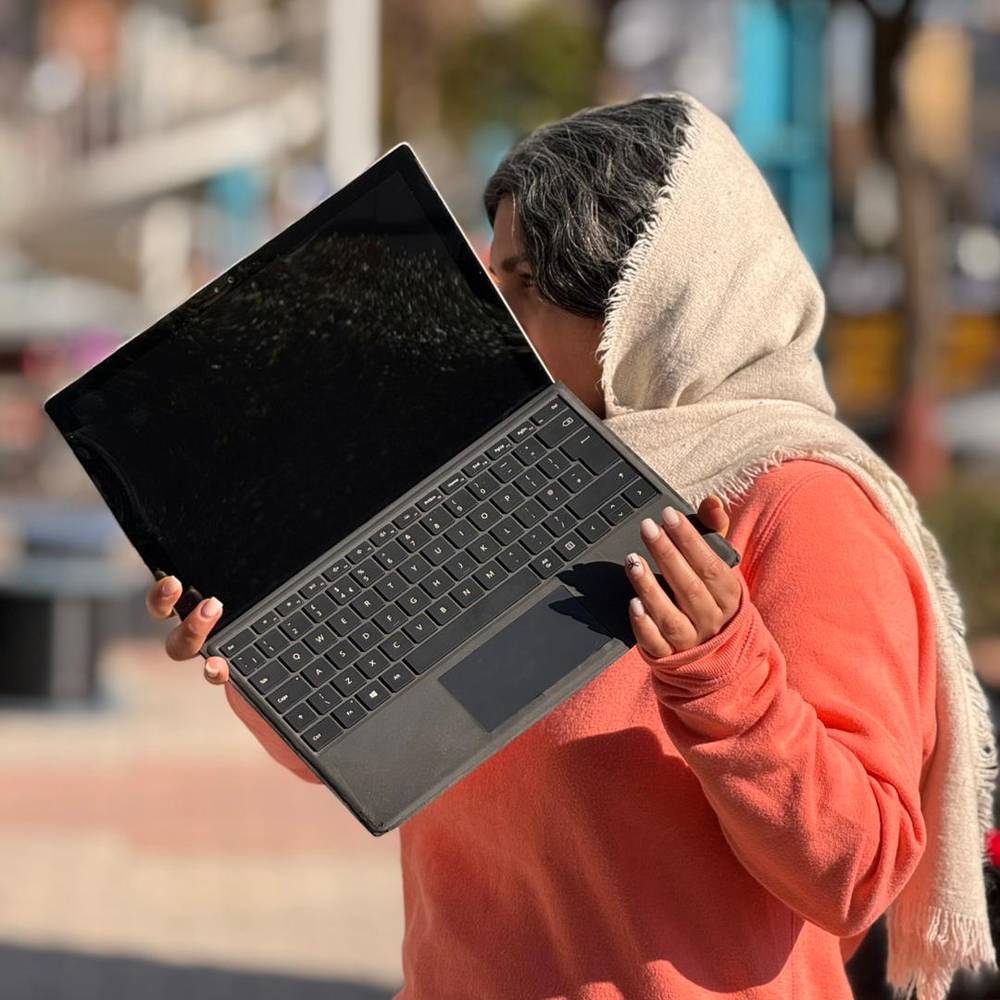 Surface pro 4 (stock)