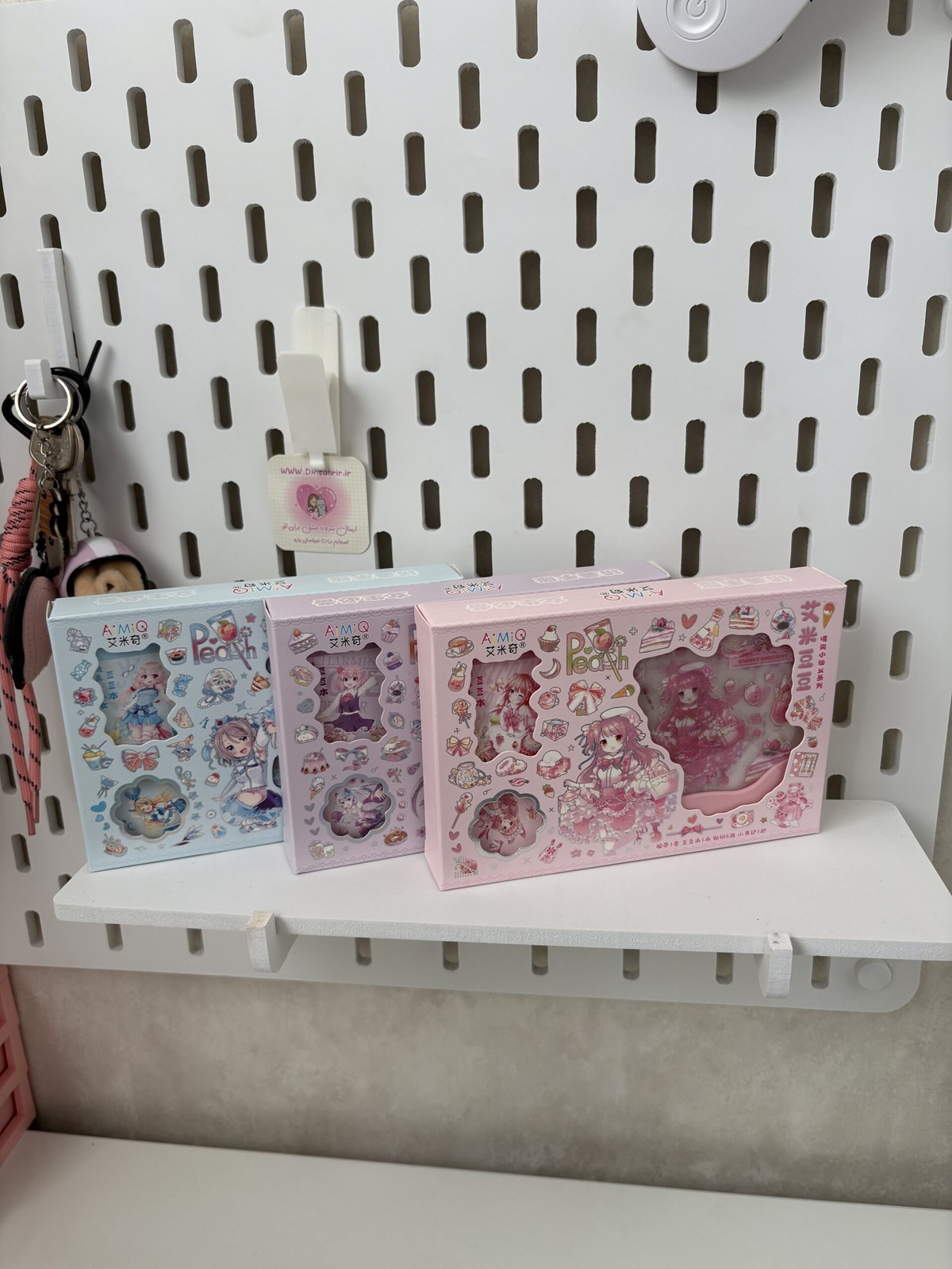 پک استیکر انیمه