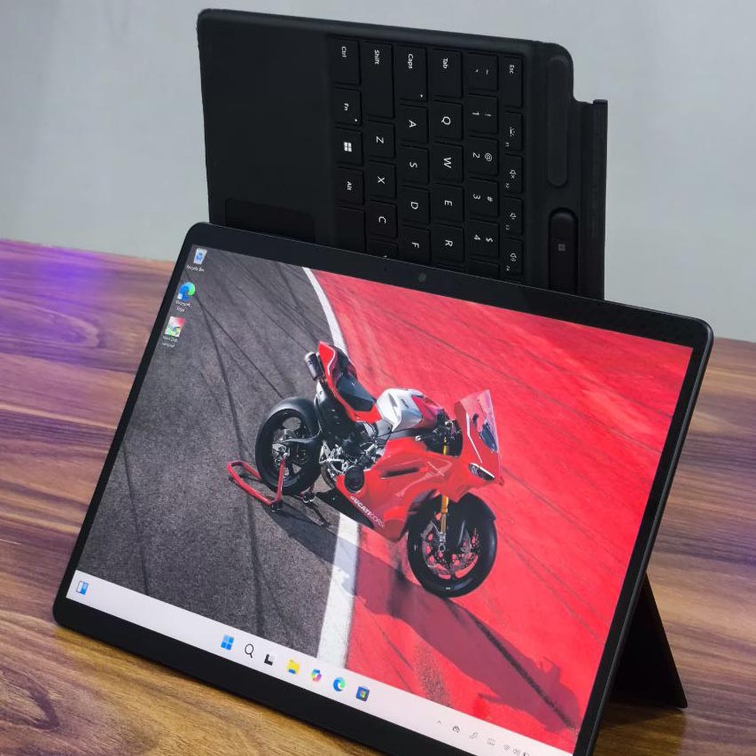 Surface Pro 9 (i5-1260H)16\\256