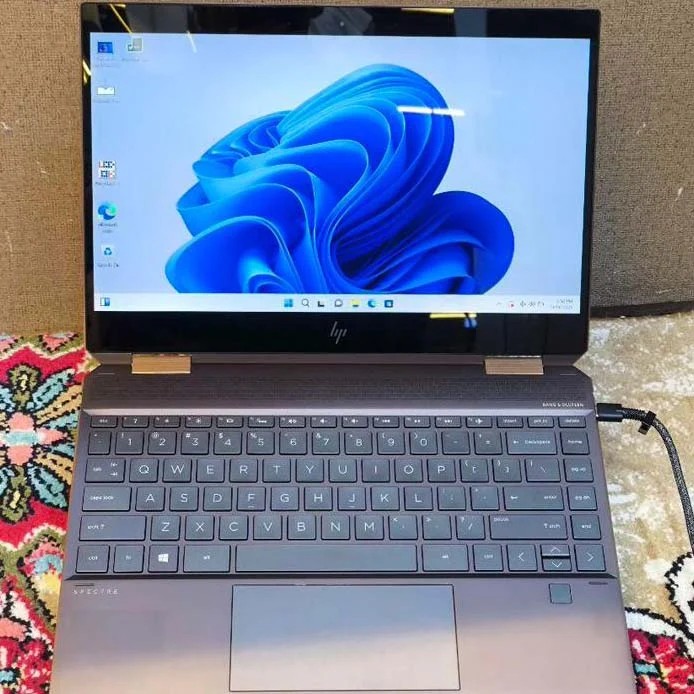 HP Spectre 13/i7-8/16/512