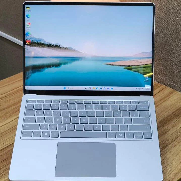 Surface Laptop 7 /SNAPDRAGON/16/512