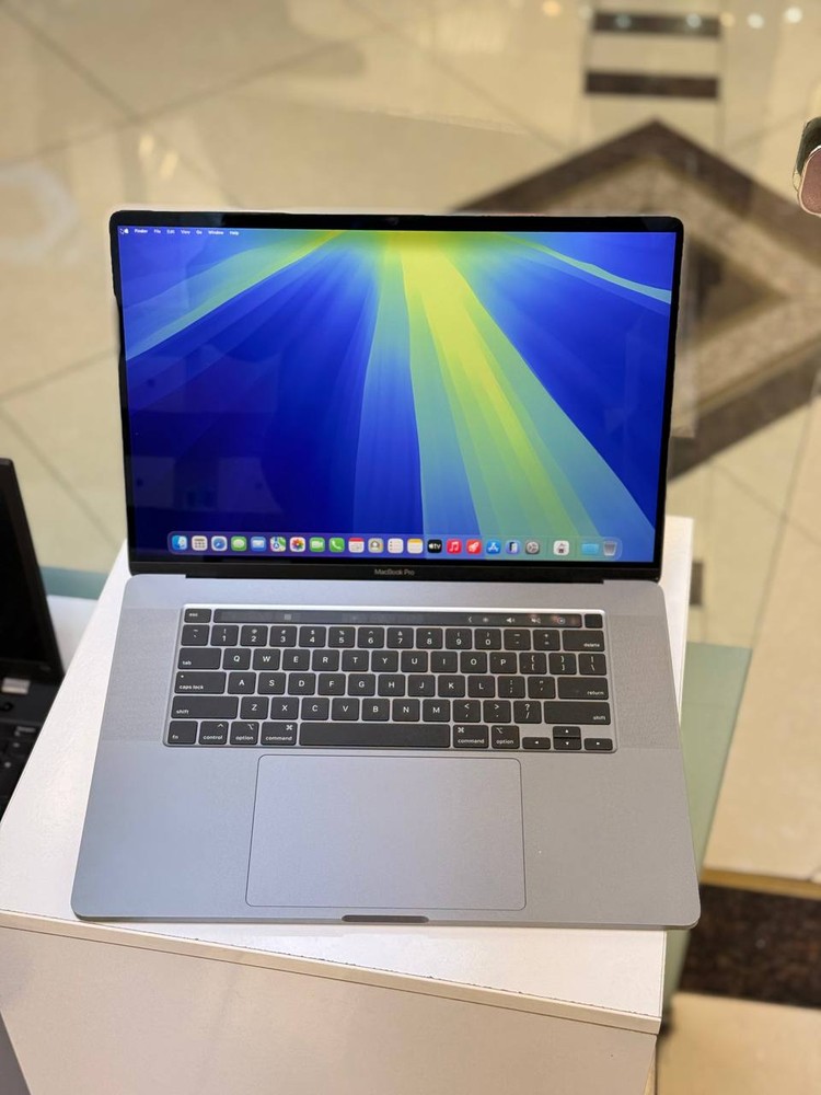 لپ تاپ Apple Macbook Pro 2019 i9 16GB-1TBSSD-4GB AMD