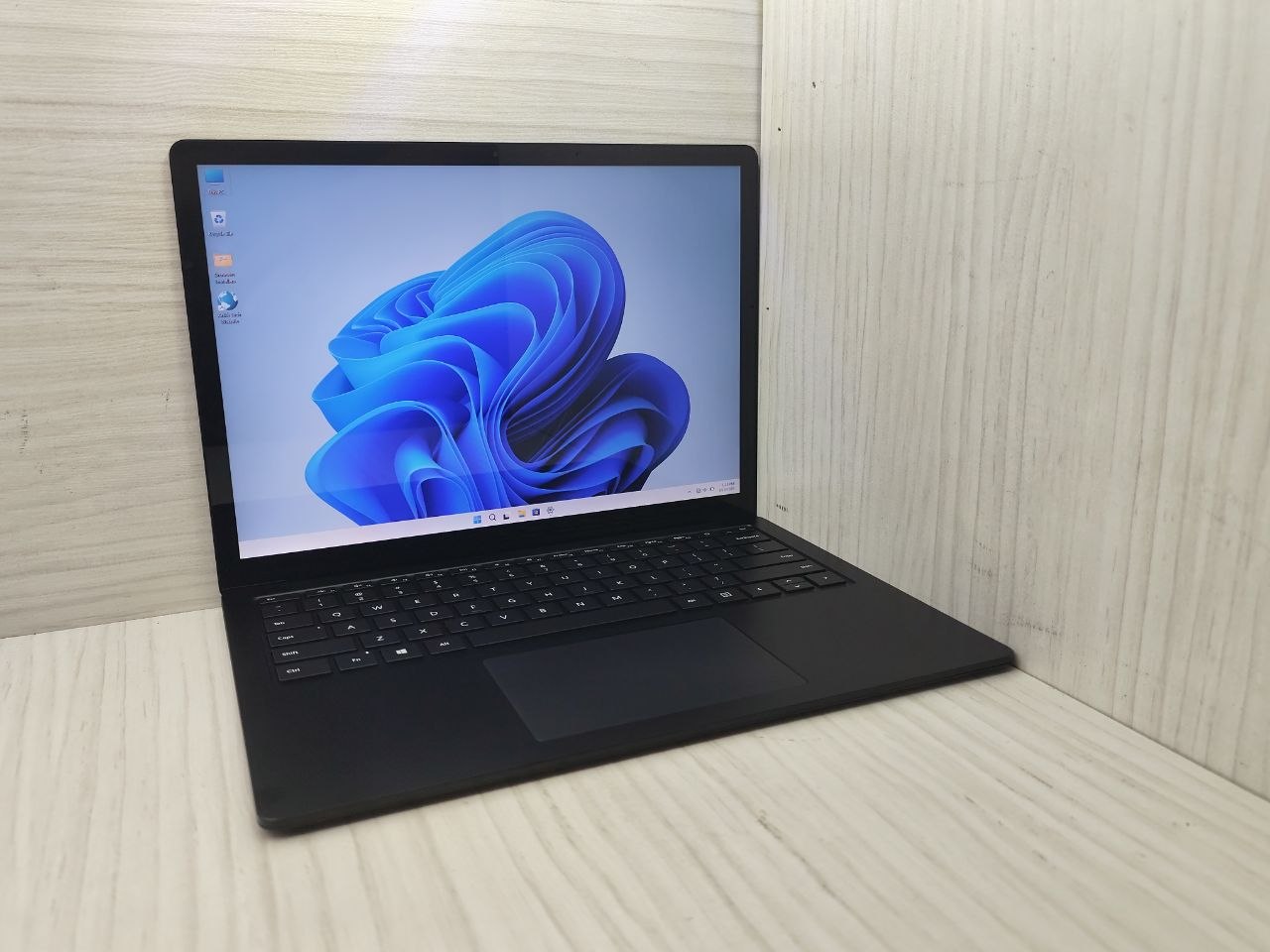 لپ تاپ 13 اینچی Microsoft مدل Surface Laptop 4