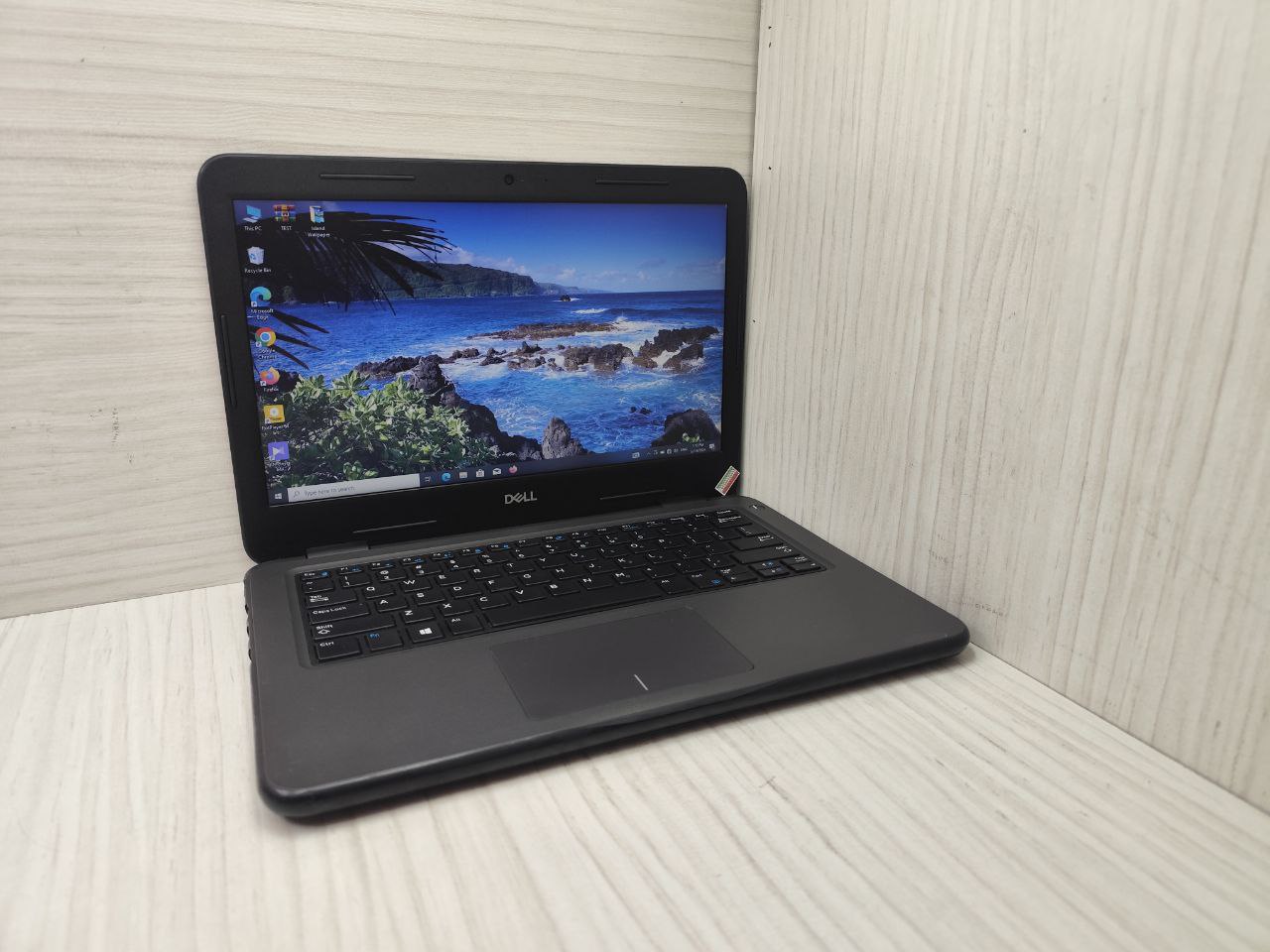 لپ تاپ استوک Dell مدل Latitude 3300