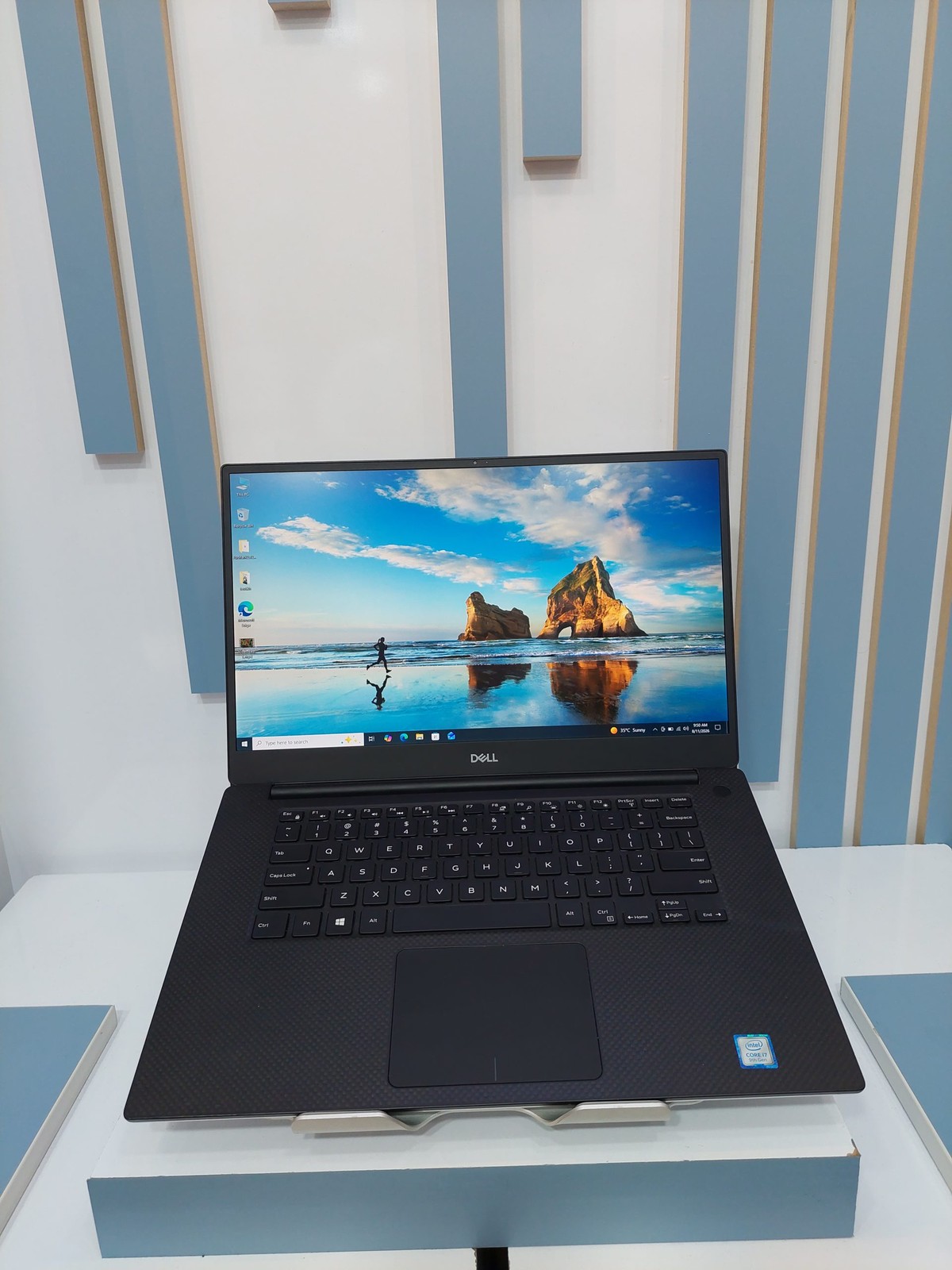 لپ تاپ DELL XPS 7590U|corei7-9750H|16 GB|512 SSD|4 GB NVIDIAN GTX 1650|15.6inch FHD