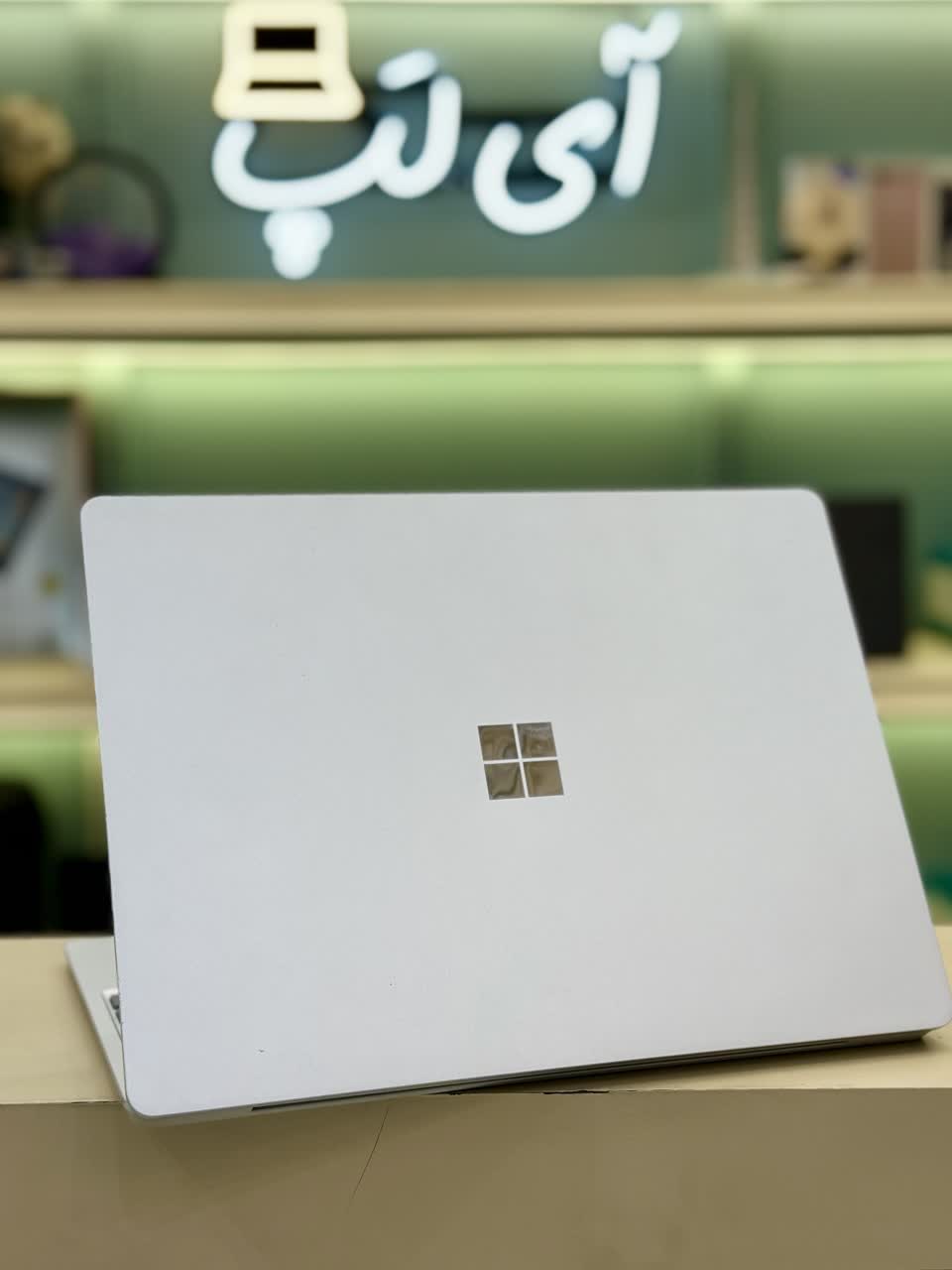 لپ تاپ microsoft مدل Surface laptop Go1