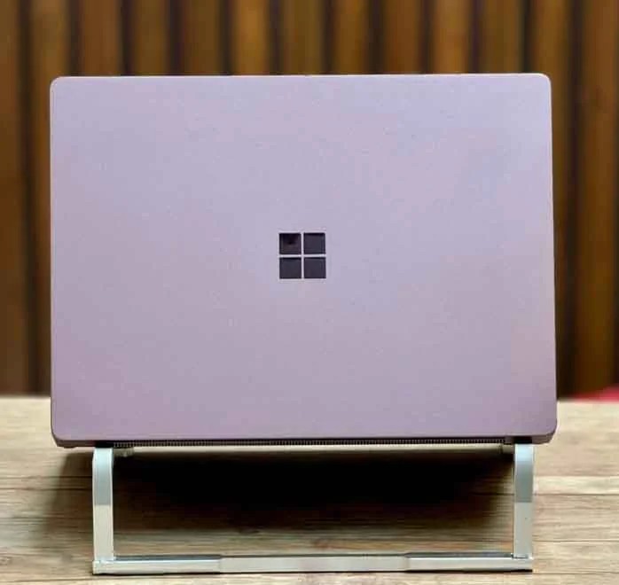 لپ‌تاپ استوک Surface Laptop 2 /i7/8/256