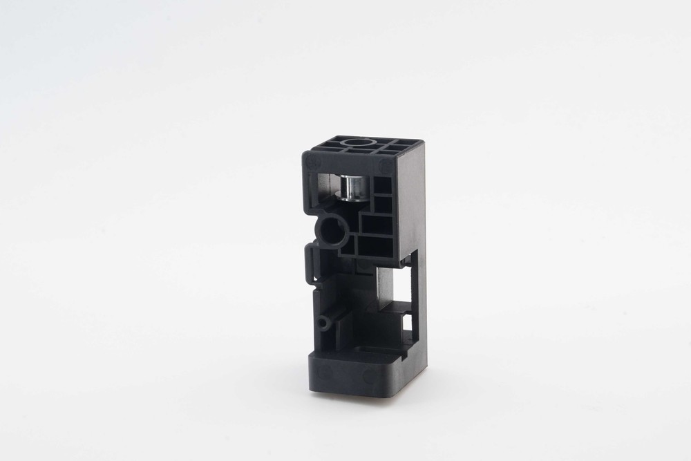 Left front corner module assembly