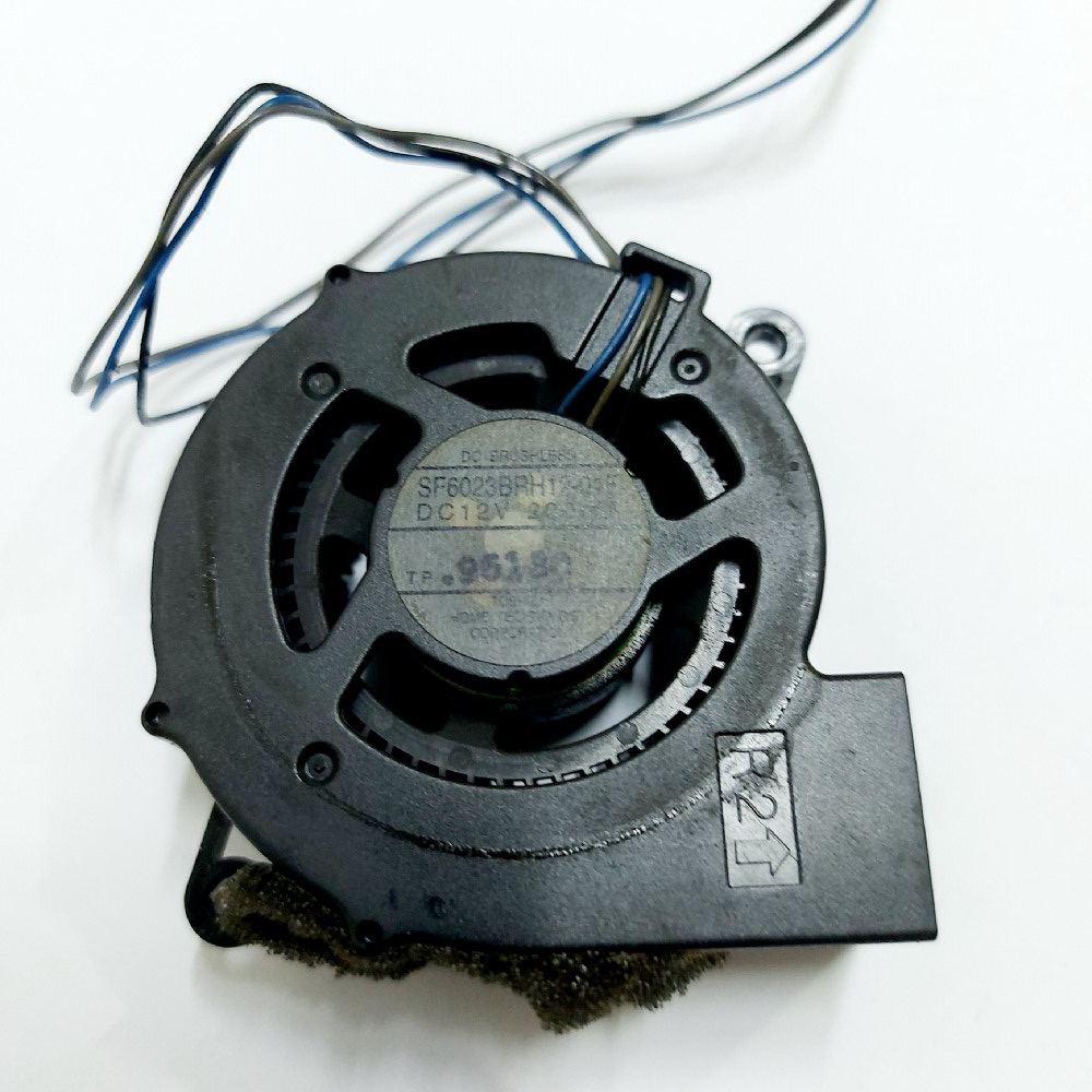 فن حلزونی 60*60*25 میلیمتر 12 ولت 200 میلی آمپر ویدئو پروژکتور سانیو PLC-XE33