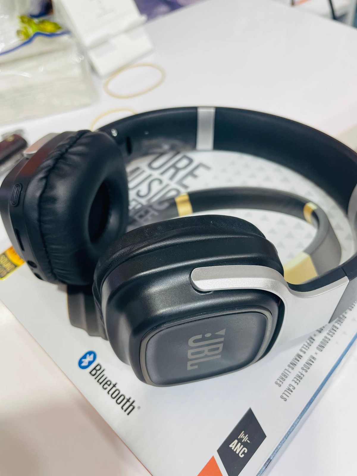 هدفون JBL مدل J-268 BT