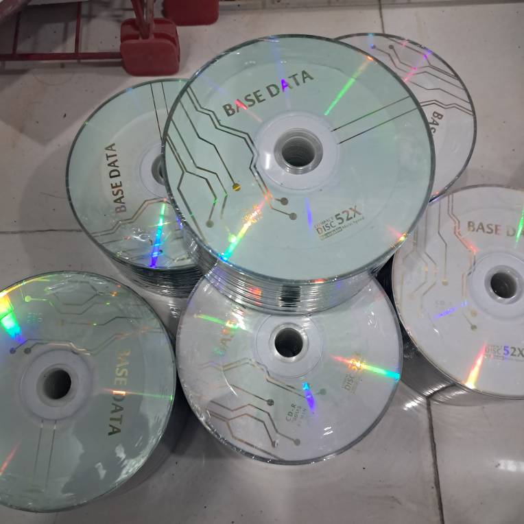cd خام برند Base Data