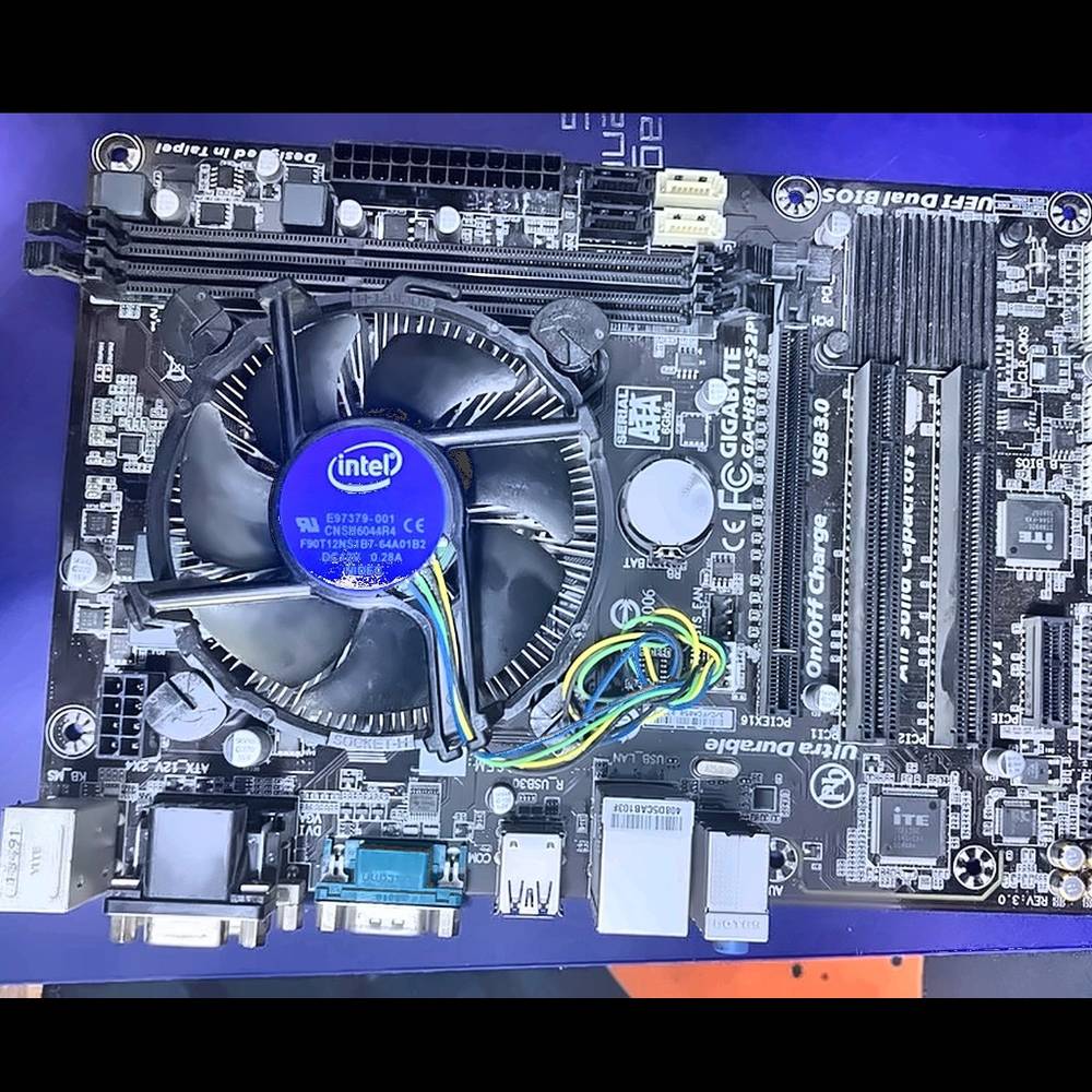 باندل مادربرد گیگابایت H81 + پردازنده Core i5 نسل 4 + فن اورجینال اینتل