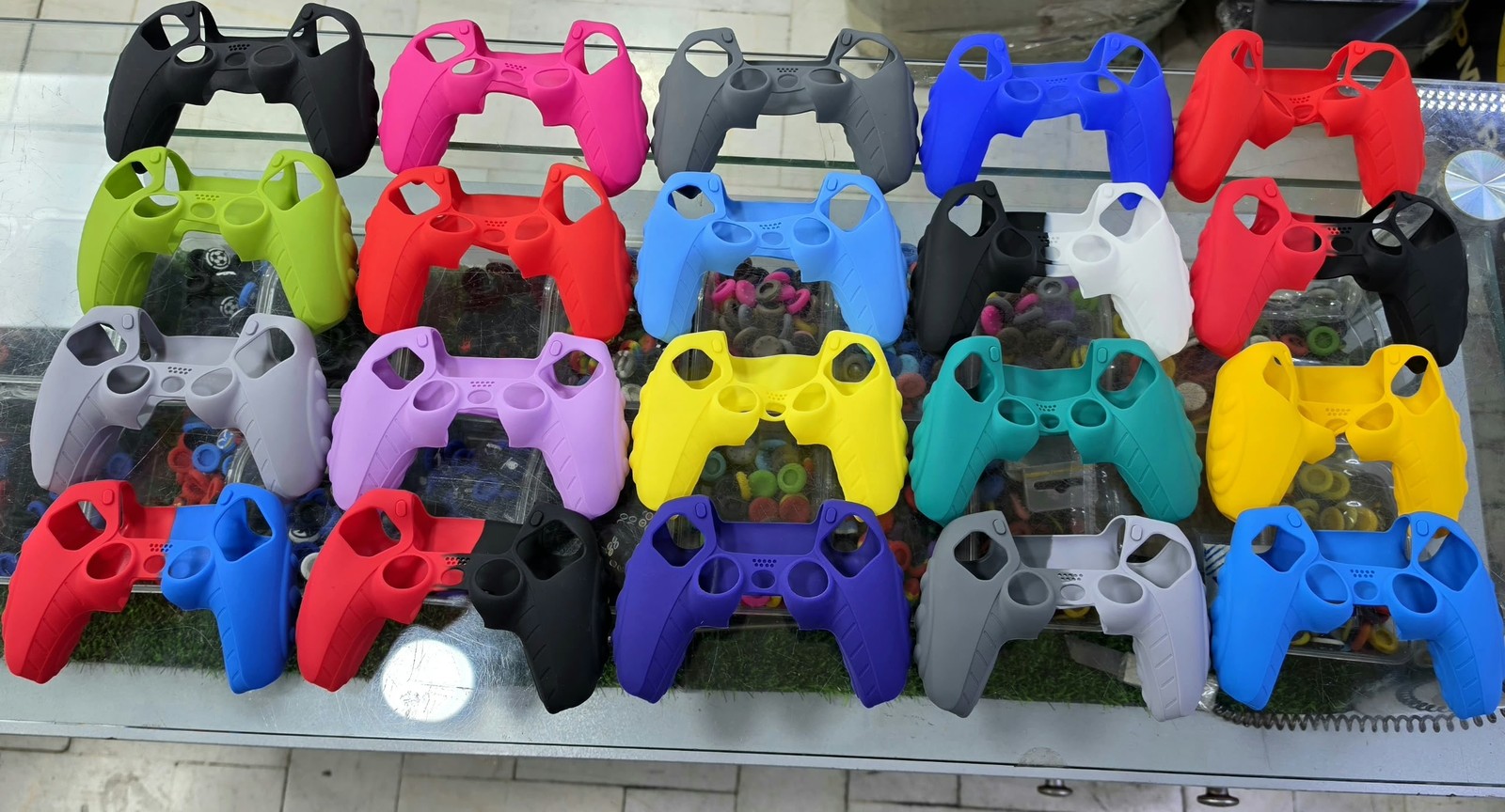 کاور سیلیکونی ضخیم دسته PS5 (DualSense)