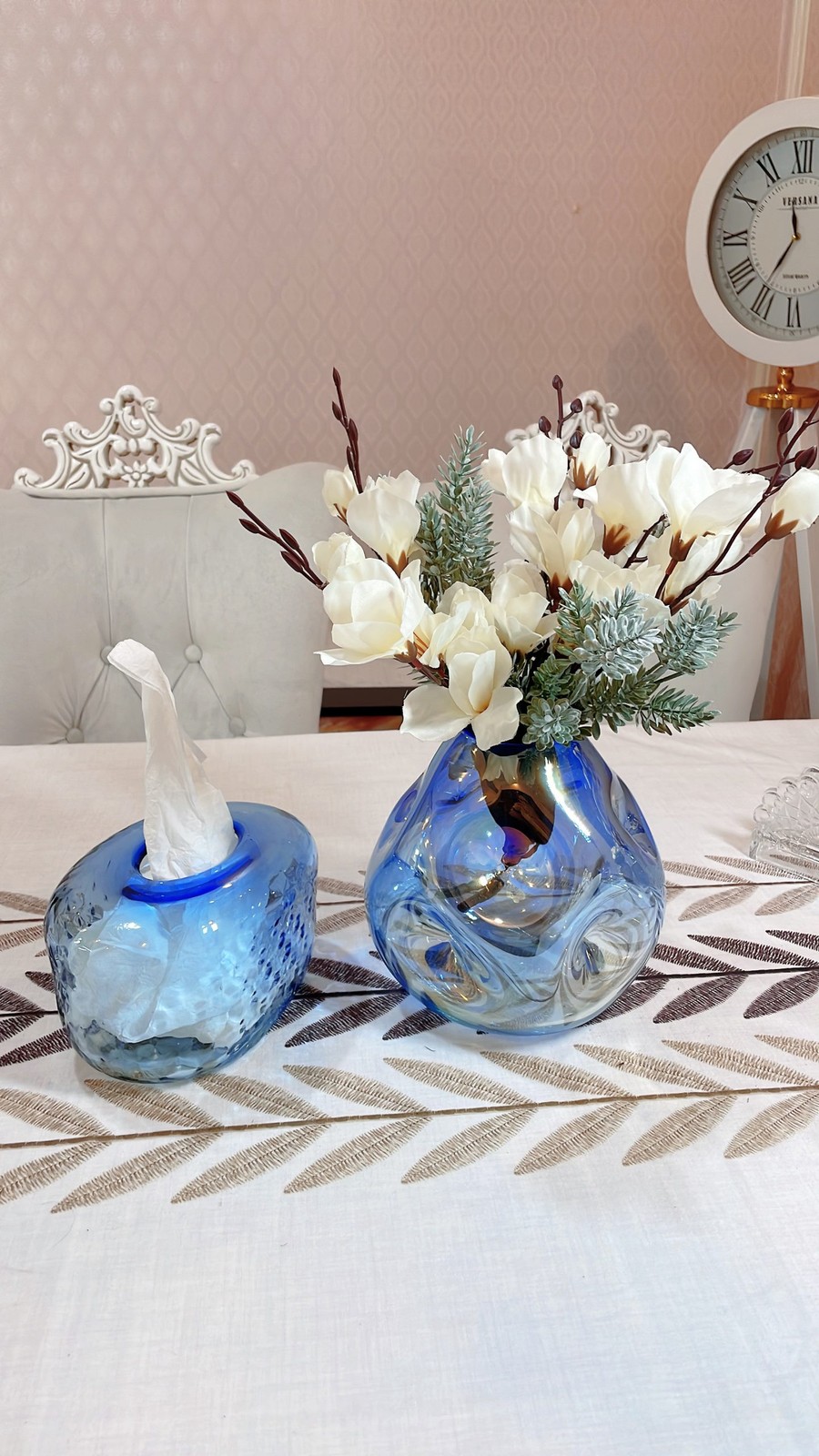 ست گلدان و جا دستمال شیشه‌ای آبی یخی