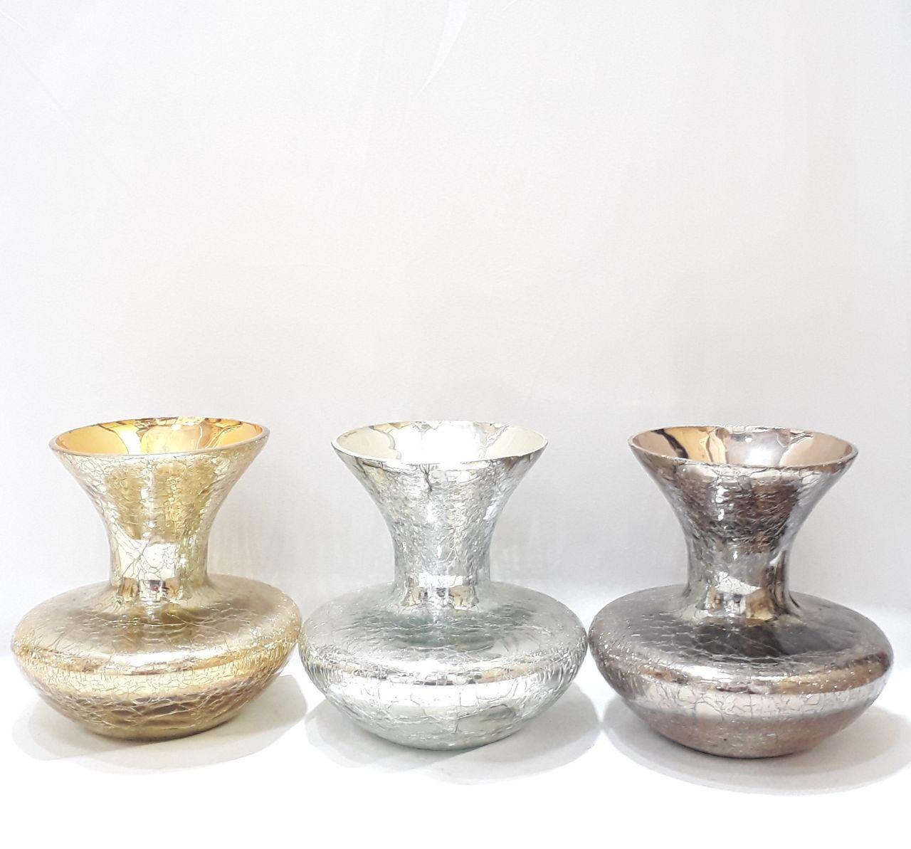 گلدان زنبق