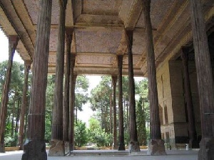 Powerpoint file of Chehel Sotoun Palace-پاورپوینت کاخ موزه چهلستون به زبان انگلیسی