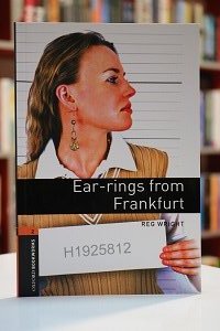 Oxford Bookworms 2 Ear-rings from Frankfurt