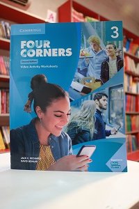 3 Four Corners 2nd Video Activity book