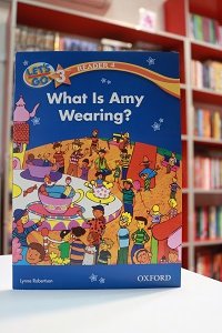 lets go 3 readers 4: What Is Amy Wearing