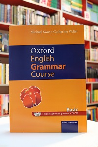 Oxford English Grammar Course Basic