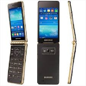COMBINATION Samsung Galaxy Golden – I9235