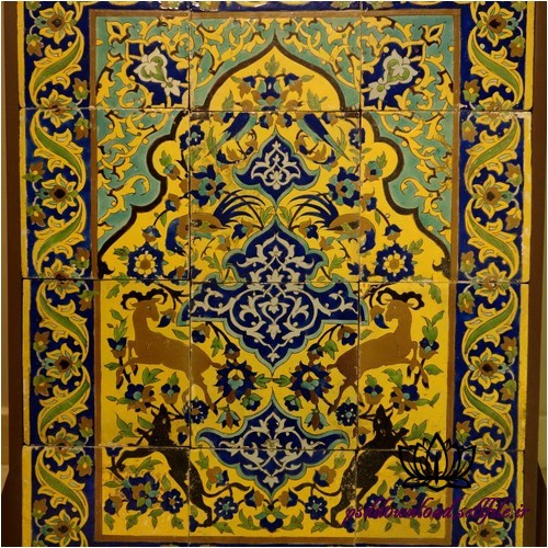 کاشی لعاب دار قدیمی با نقش شکارگاه-کد 97 - اسمارت فایل