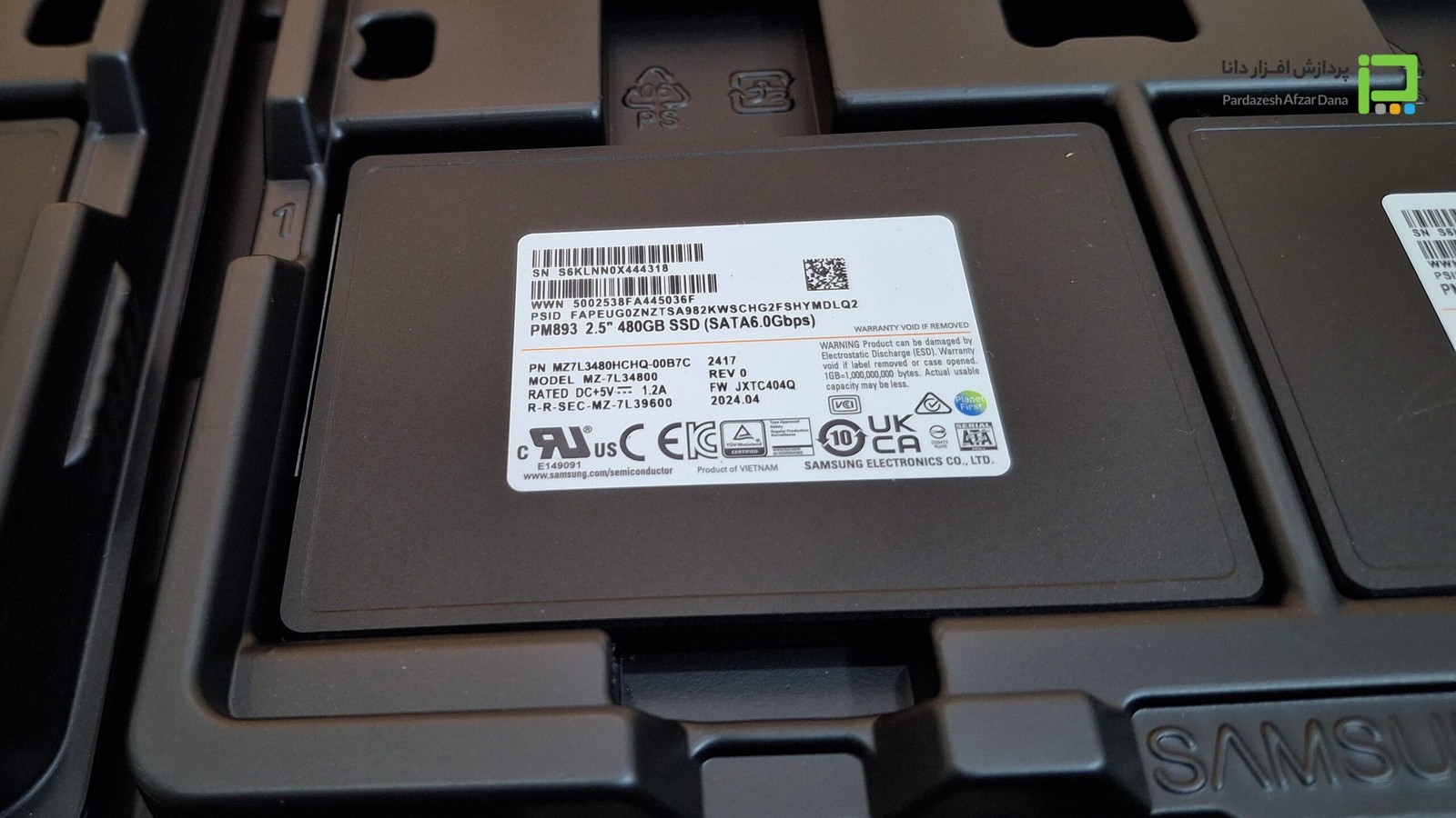 Samsung PM893 960GB SATA 6Gb/s Datacenter SSD