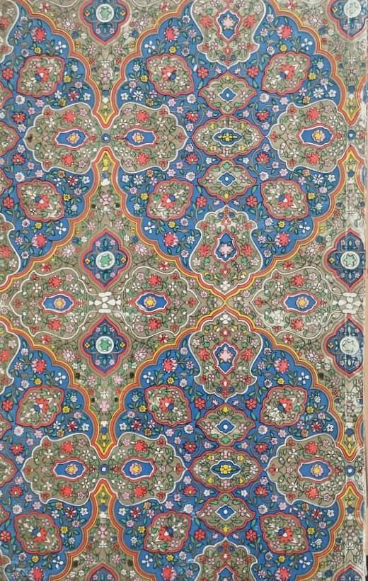 نقشهای رنگ رنگ