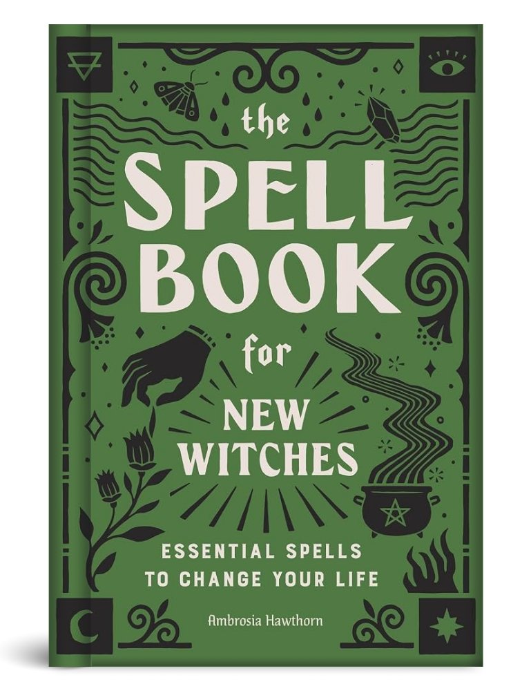 راهنمای جادو و افسون برای جادوگران تازهکار The Spell Book for New Witches