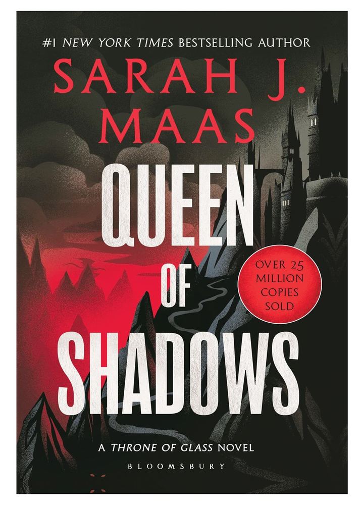 Queen of Shadows (Throne of Glass book 4)by Sarah J. Maas